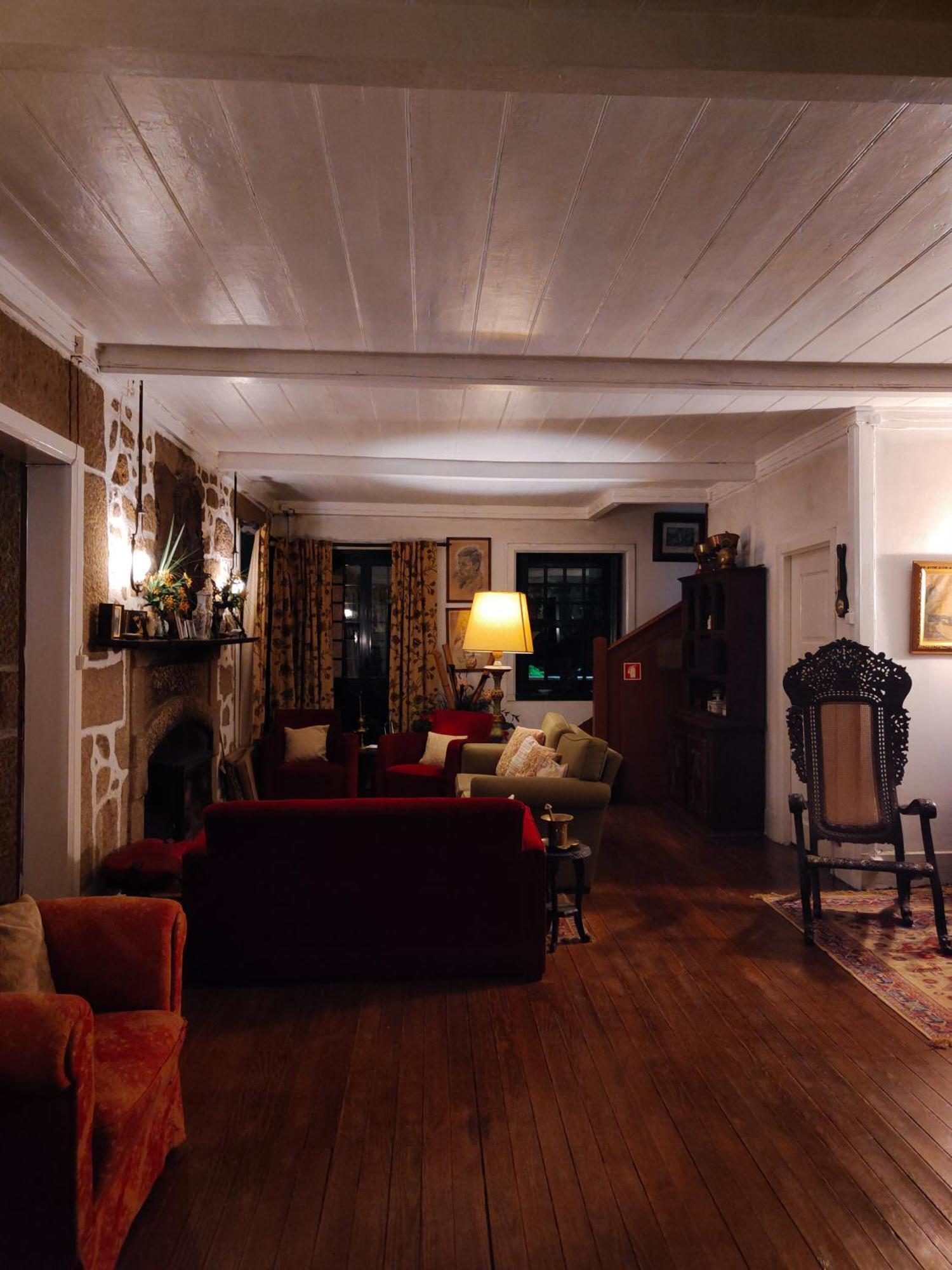Lugar Da Pedra Alta - B&B - Private Historical Villa Melo Eksteriør bilde