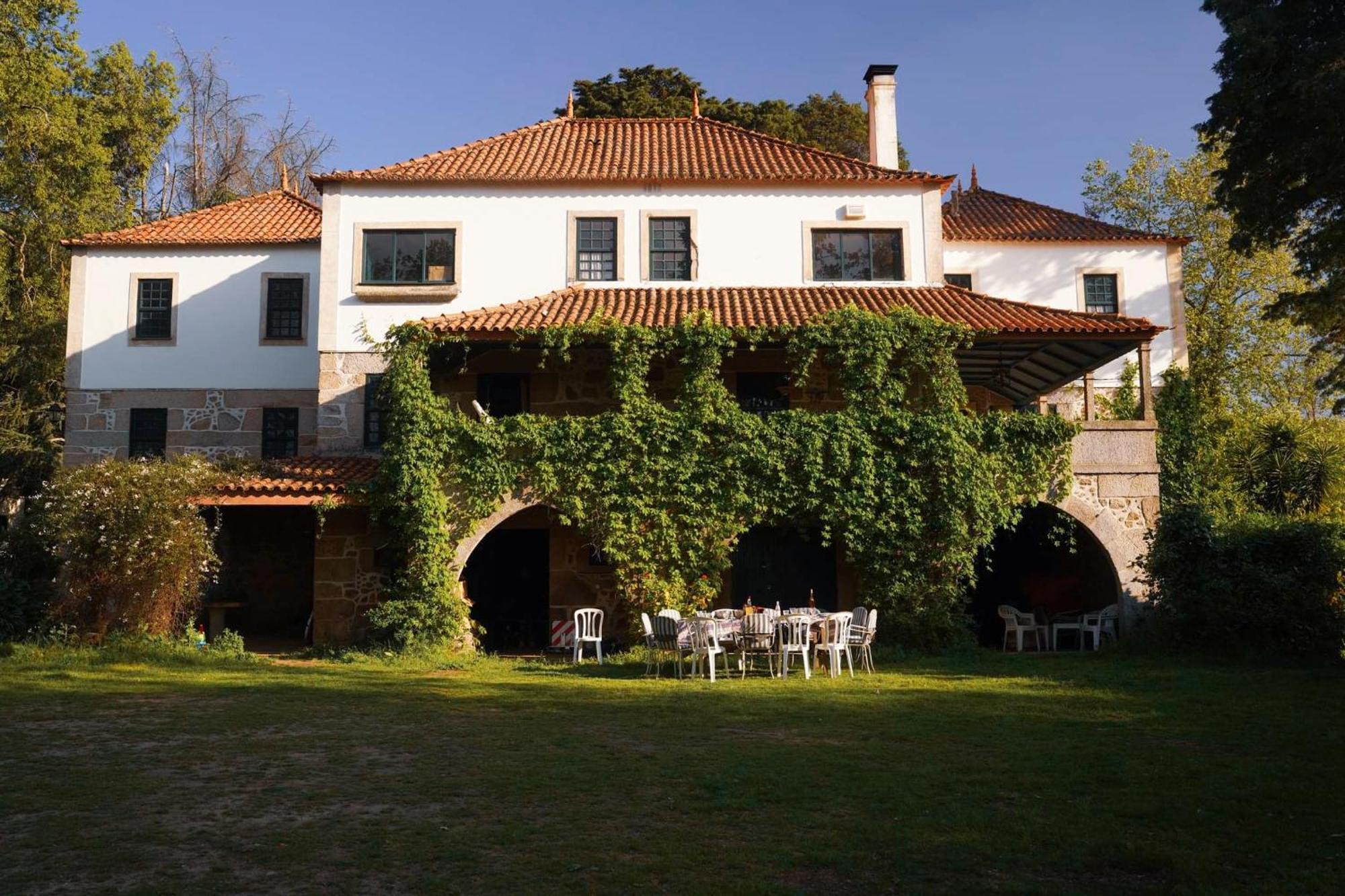 Lugar Da Pedra Alta - B&B - Private Historical Villa Melo Eksteriør bilde